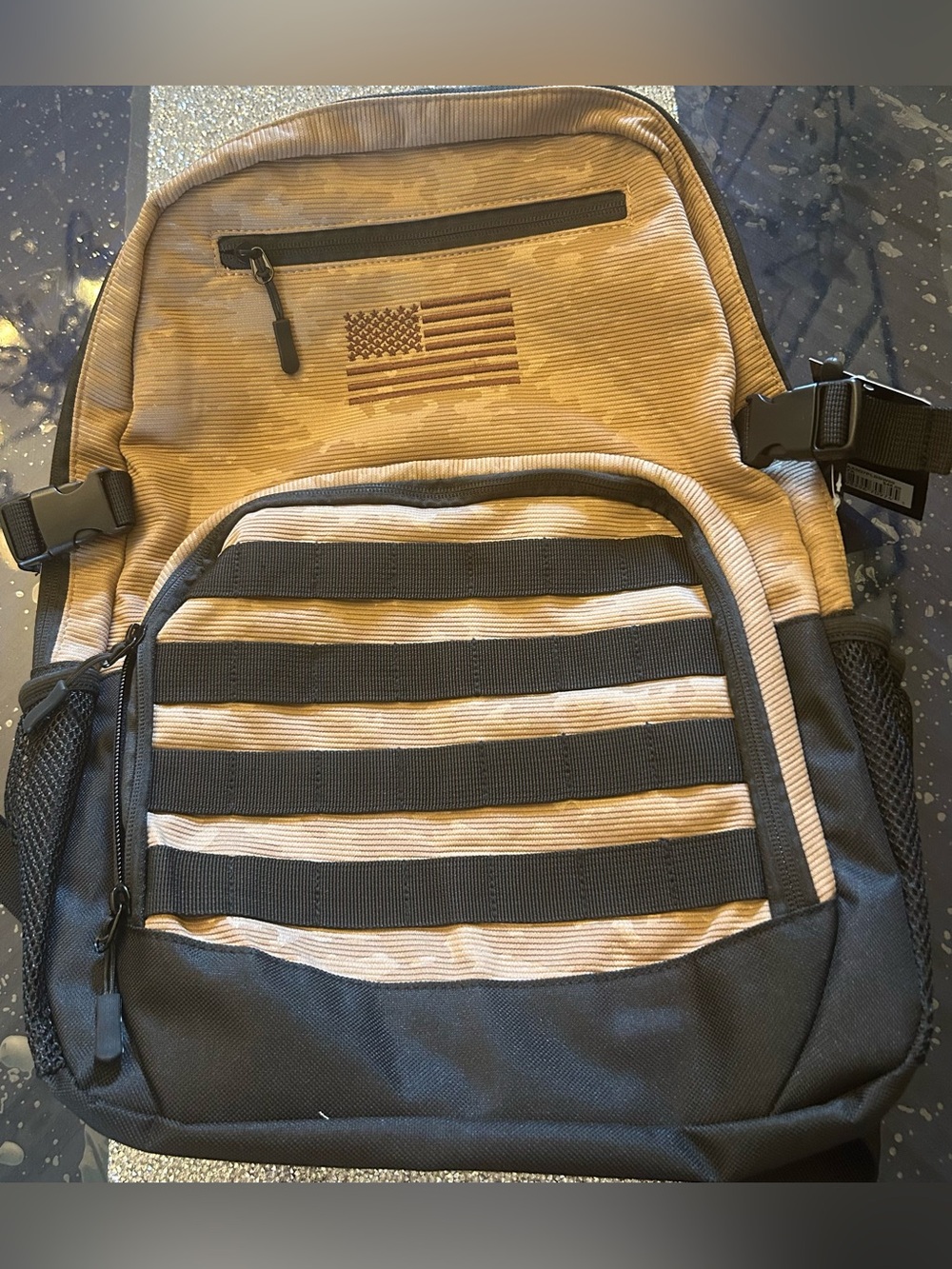 Men's Runs Deep Tactical Como  Backpack in Tan and Black American 🇺🇸 Flag